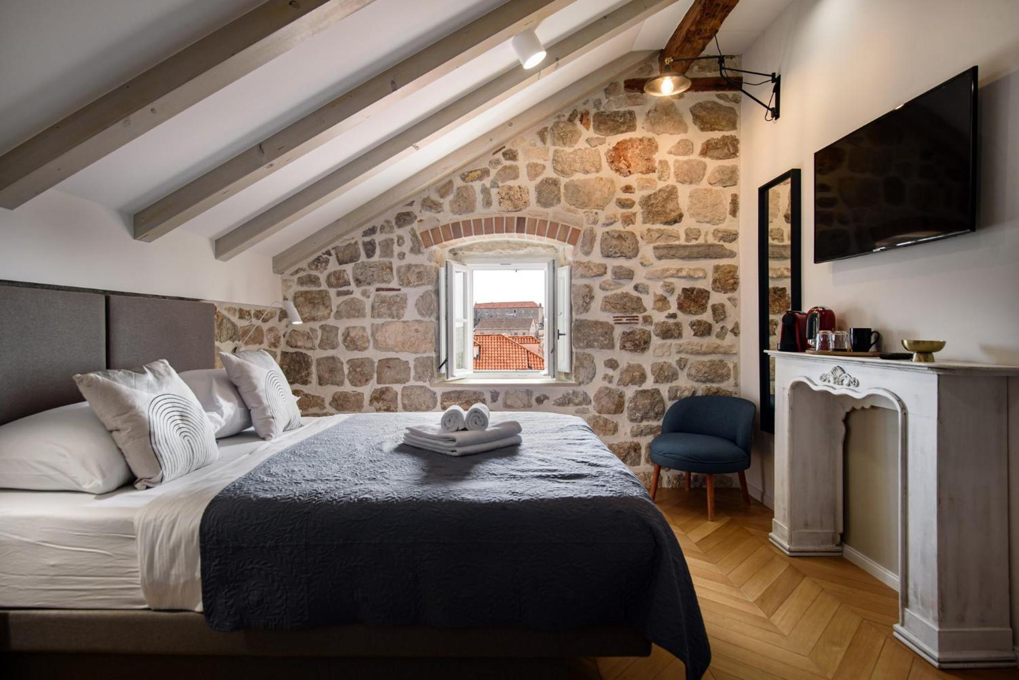 Monte Santo By Duhomes Guest house