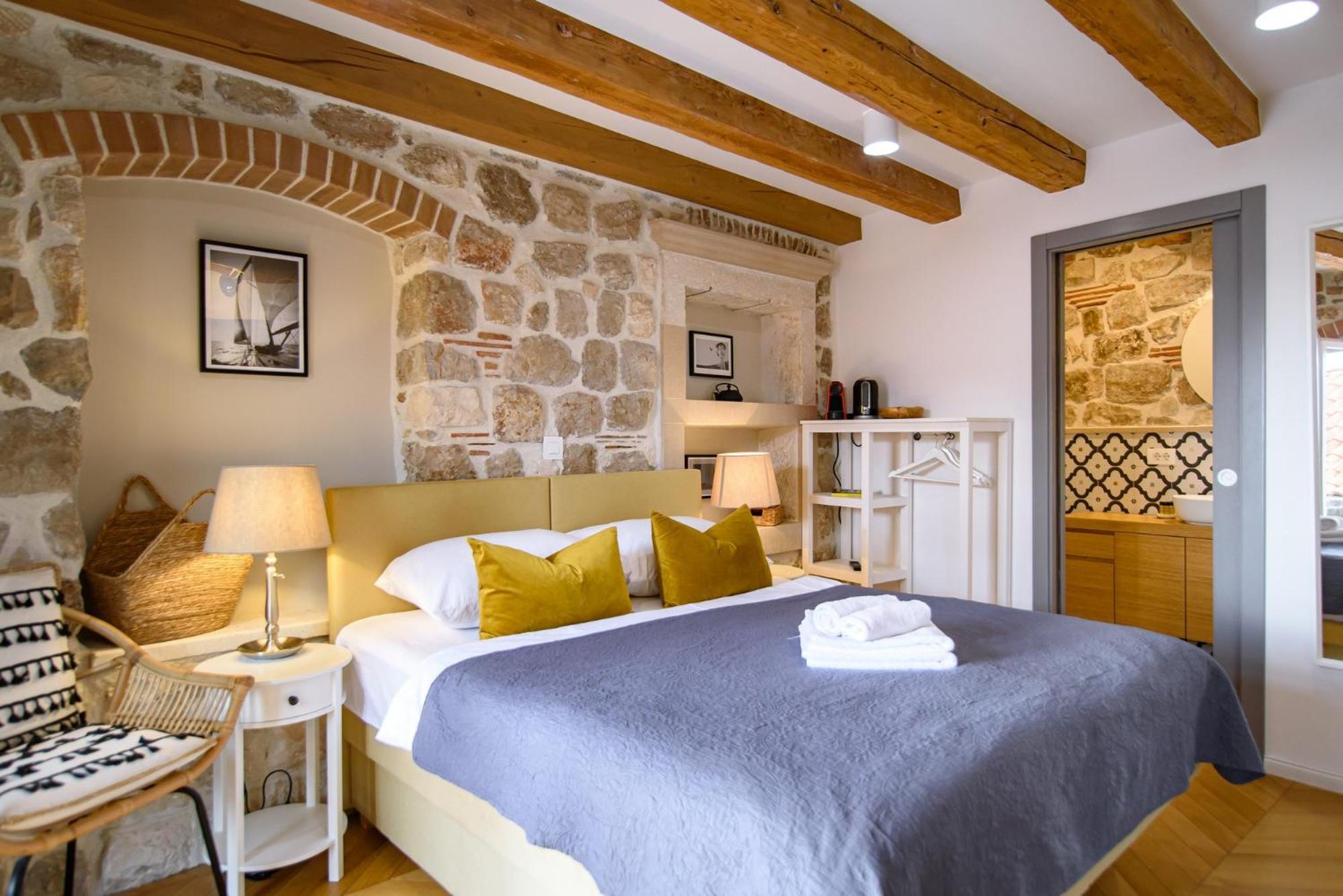 Monte Santo Affittacamere 3*